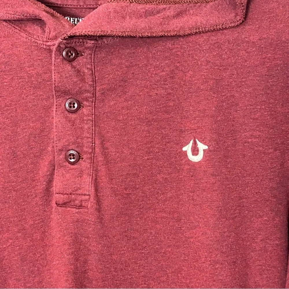 True Religion Hoodie Men’s‎ Small Maroon Henley Shirt Pullover Embroidered Logo